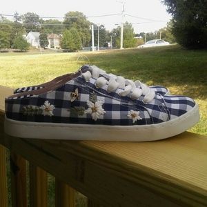 Betsey Johnson slip on sneakers